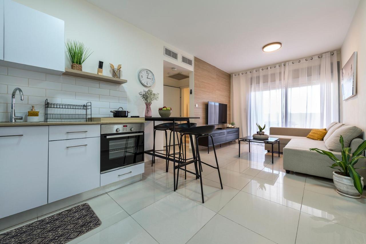 Melony Apartments Yam Suf Street إيلات المظهر الخارجي الصورة