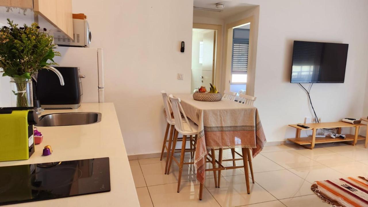 Melony Apartments Yam Suf Street إيلات المظهر الخارجي الصورة