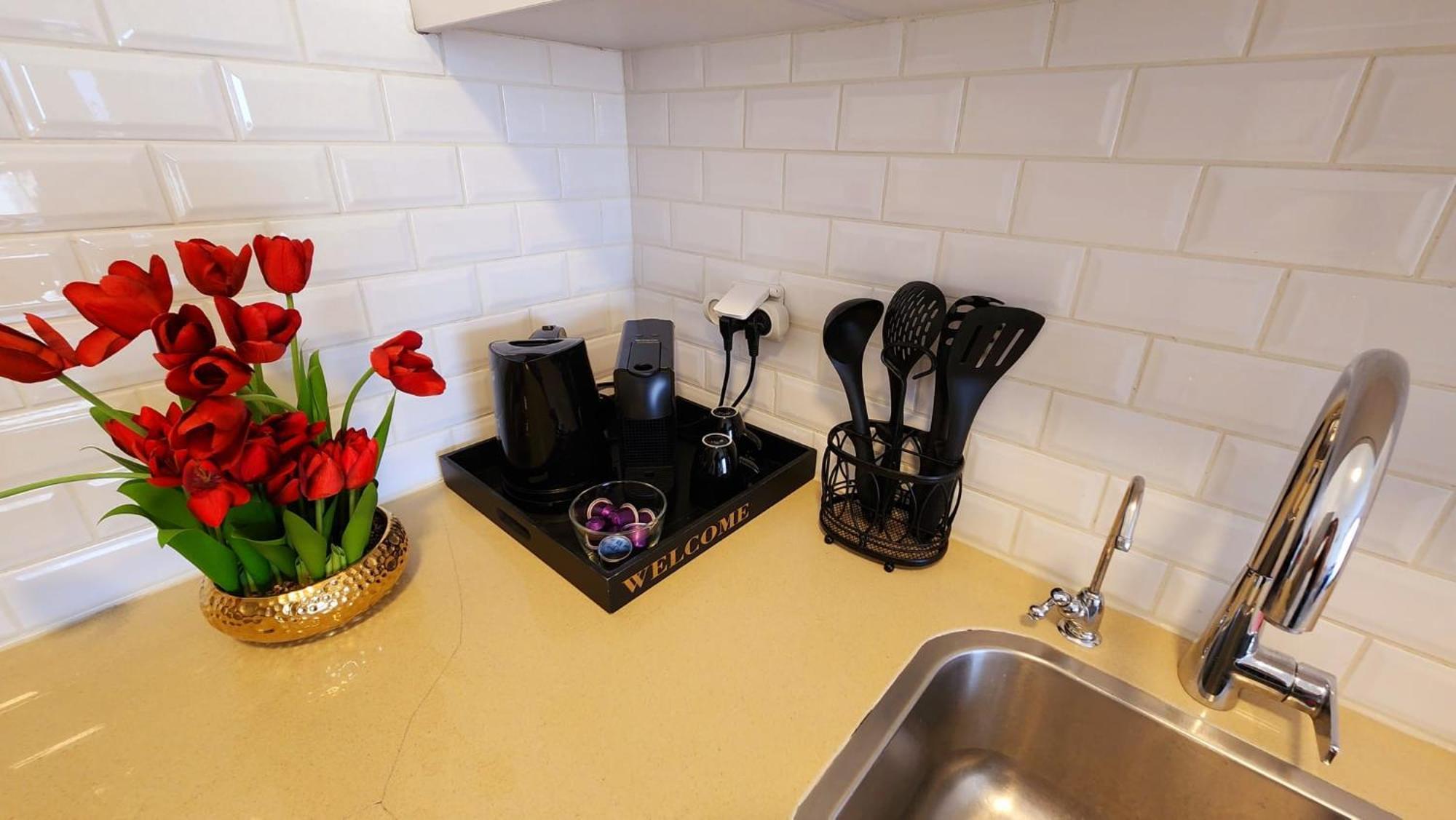 Melony Apartments Yam Suf Street إيلات المظهر الخارجي الصورة