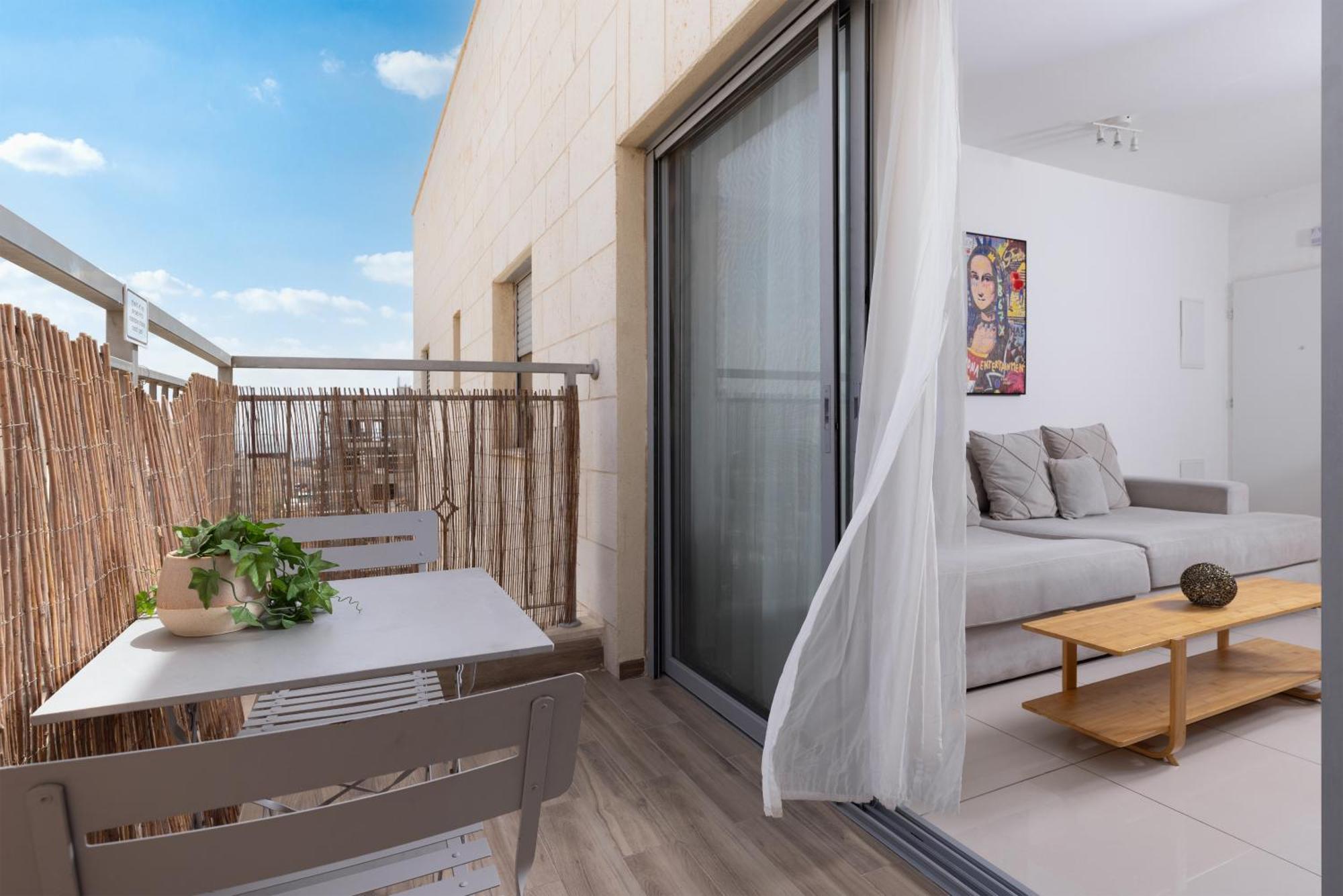 Melony Apartments Yam Suf Street إيلات المظهر الخارجي الصورة
